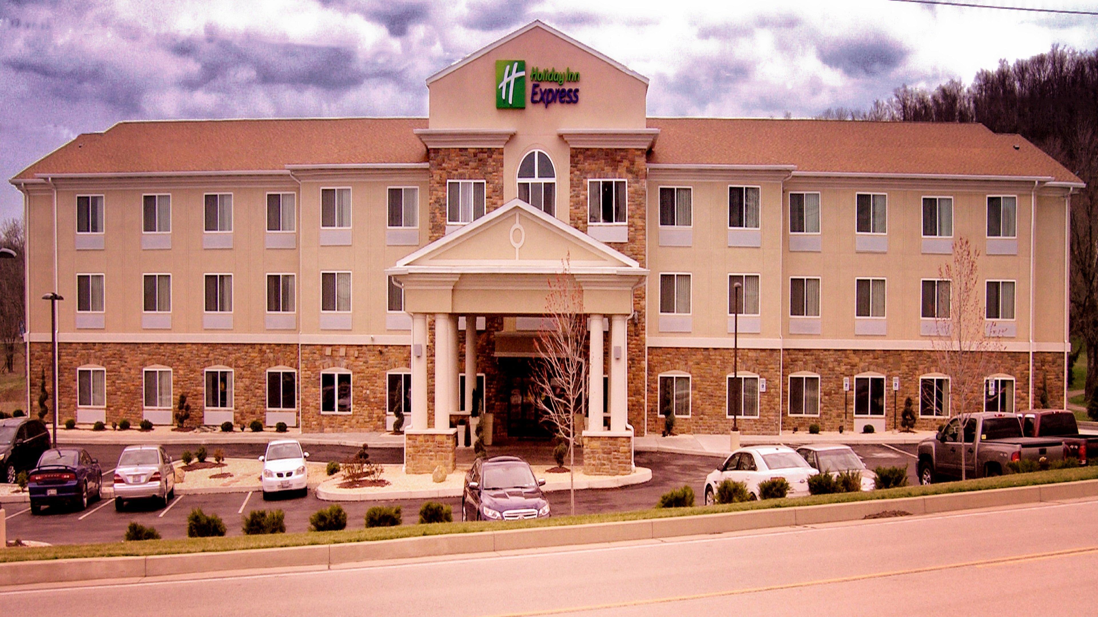 Holiday Inn Express Belle Vernon Exterior photo