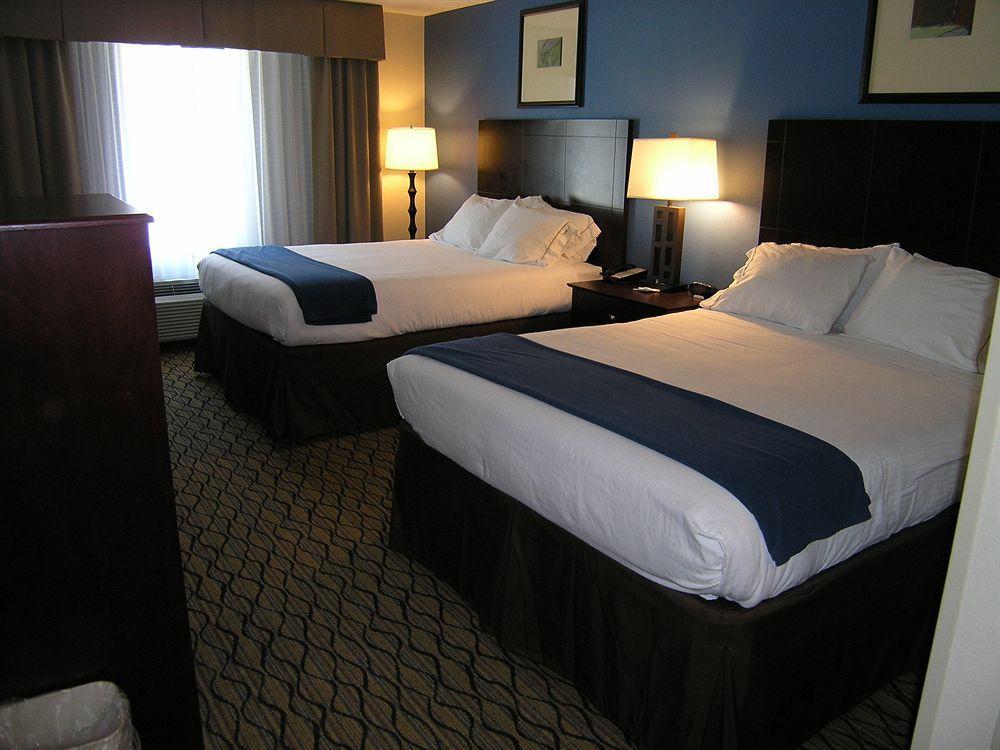 Holiday Inn Express Belle Vernon Exterior photo