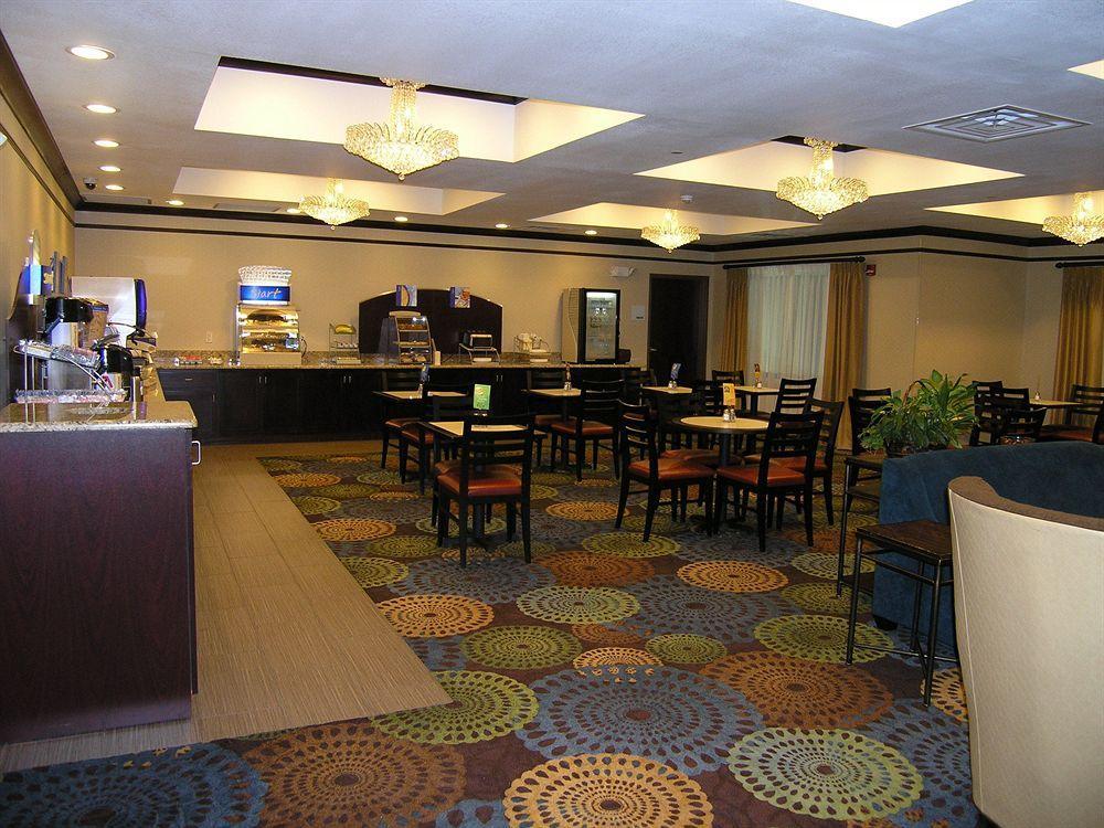 Holiday Inn Express Belle Vernon Exterior photo